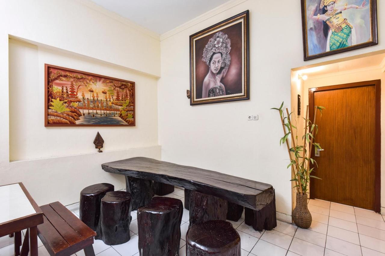 Oyo 348 Hotel Dieng Permai Джокьякарта Экстерьер фото